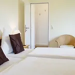 Hotell Fruehstueckshotel 3*
