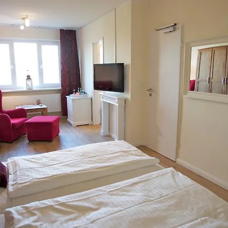 Отель Fruehstueckshotel Санкт-Петер-Ординг