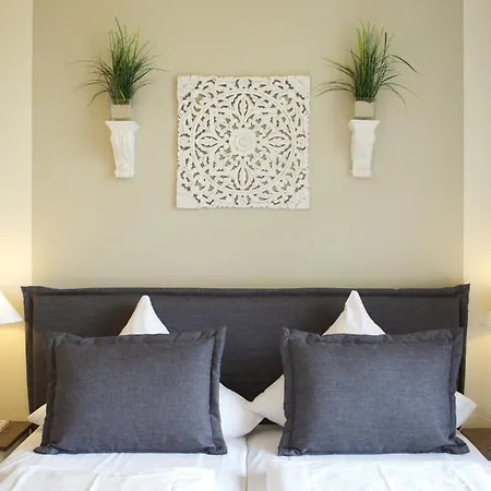 Fruehstueckshotel Отель Санкт-Петер-Ординг